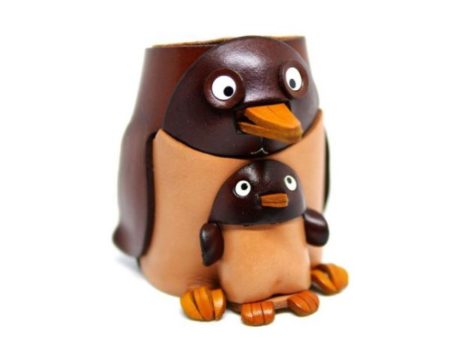 PENGUIN HANDMADE LEATHER EYEGLASSES HOLDER/STAND